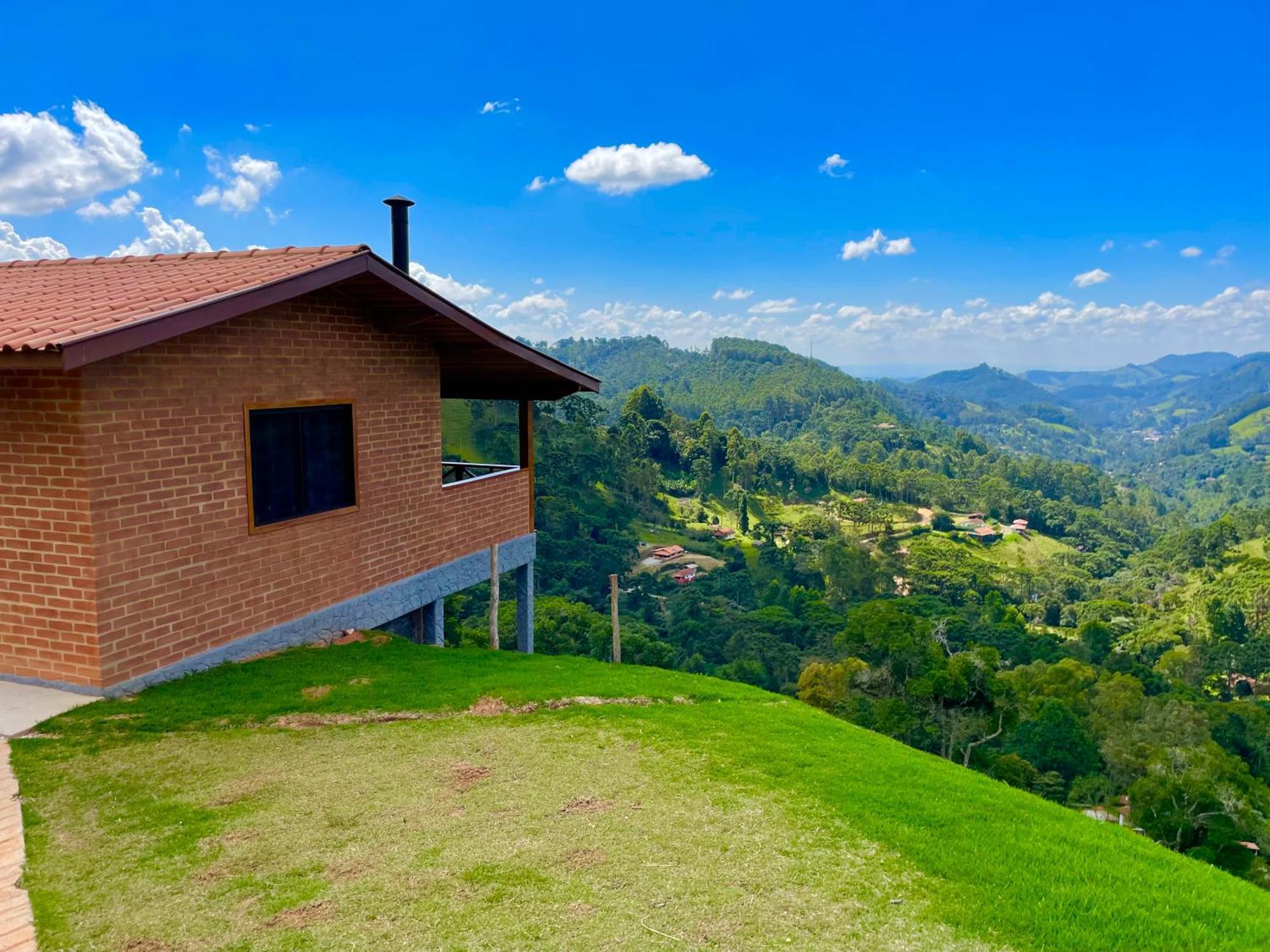 Chale Nas Montanhas De Chalet *
